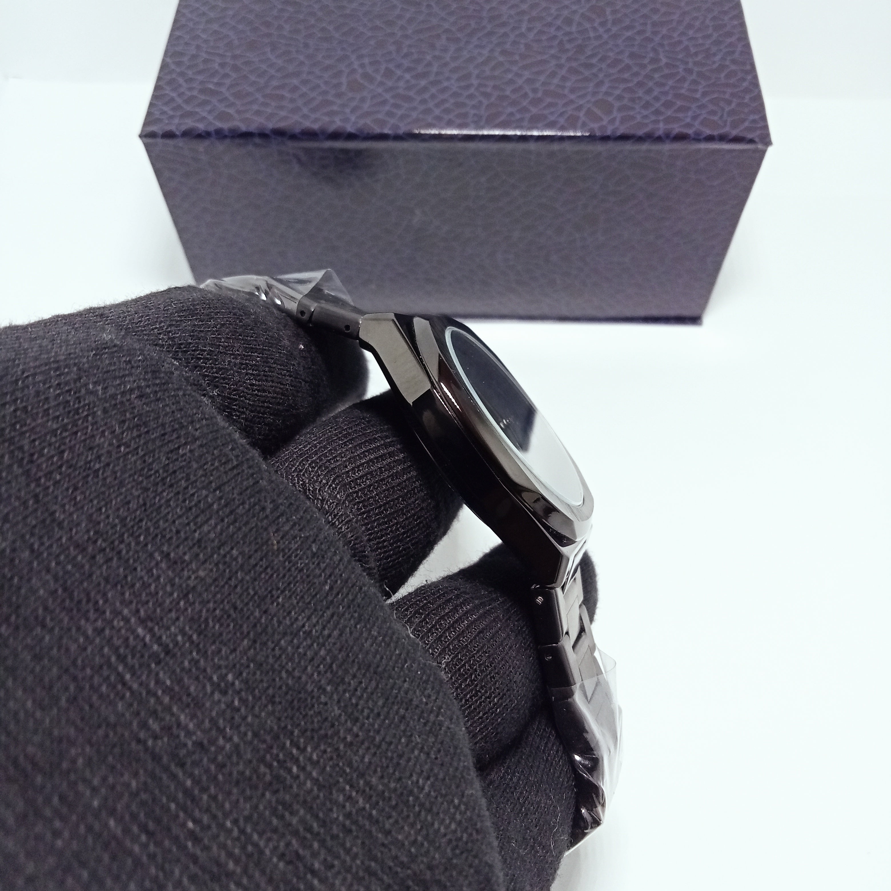 Black Aura Arabic Watch.